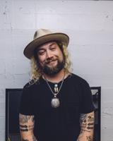 Mihali goes solo: Town Hall Theater presents a family New Year’s